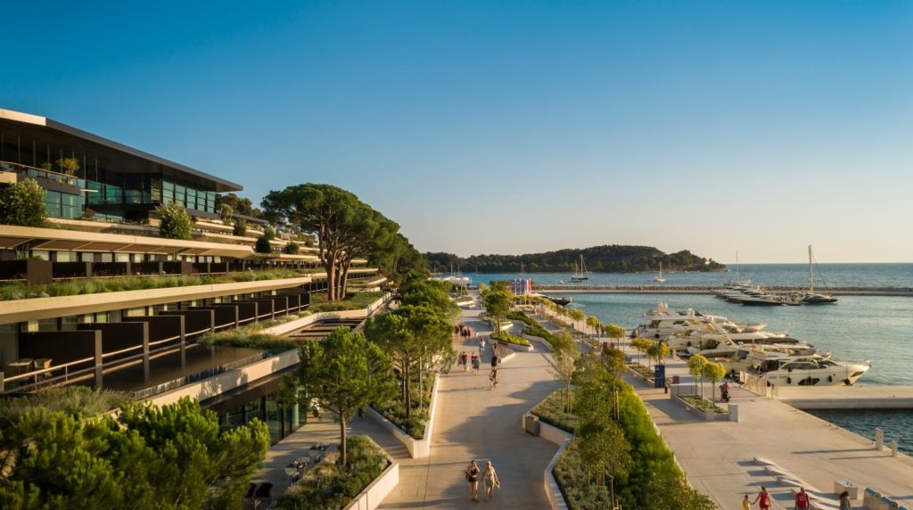Waterfront promenade in front of the Grand Park Hotel Rovinj