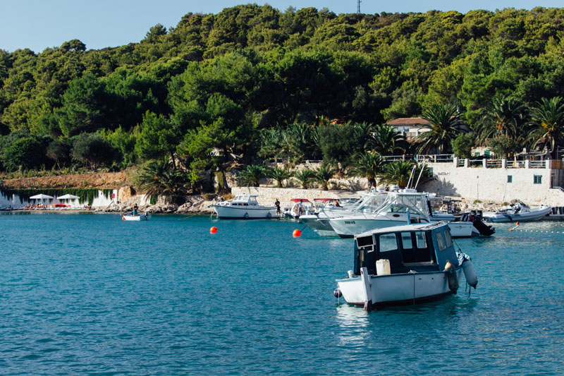 hvar yacht charter cost