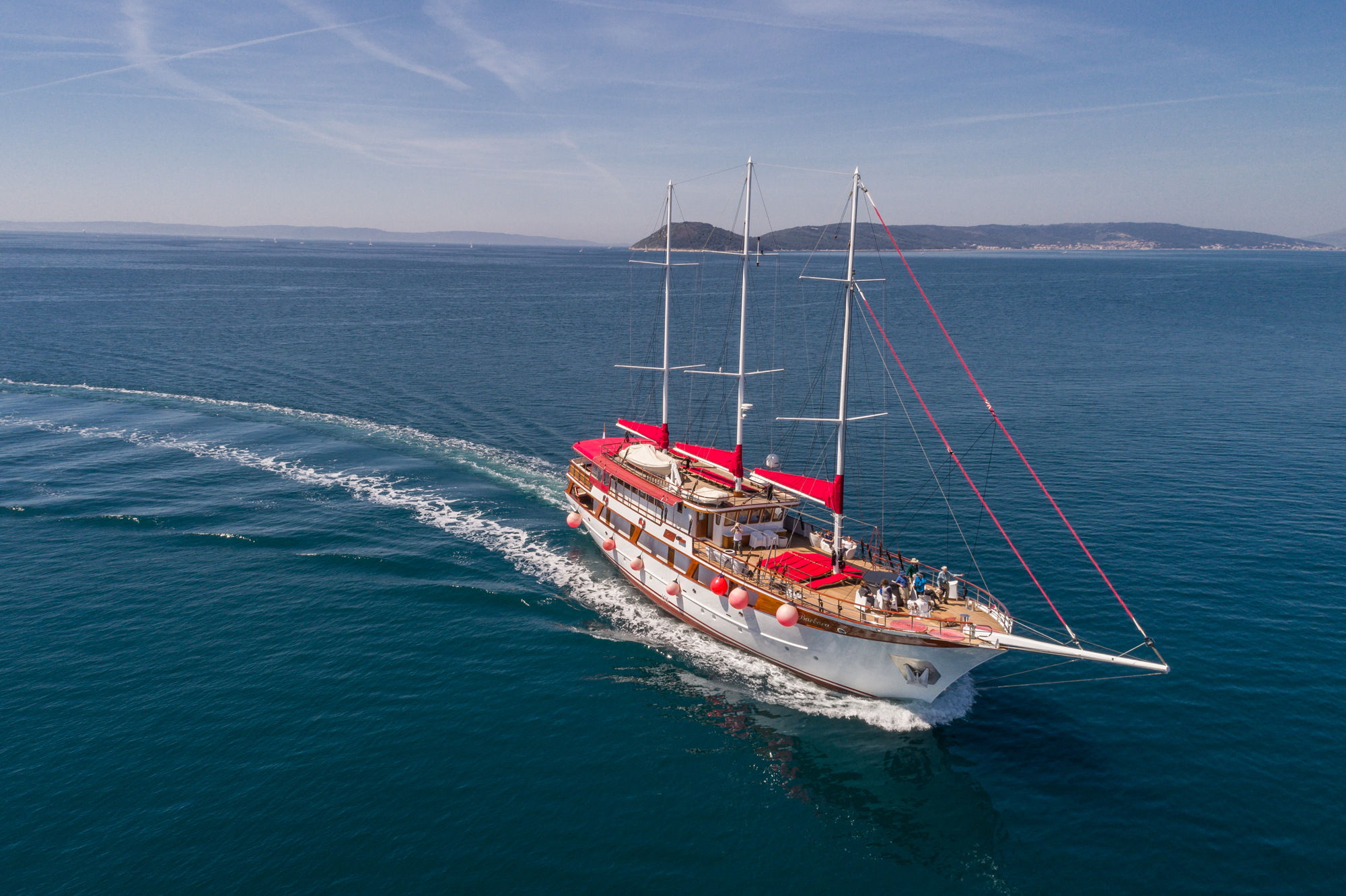 small yacht cruises in croatia